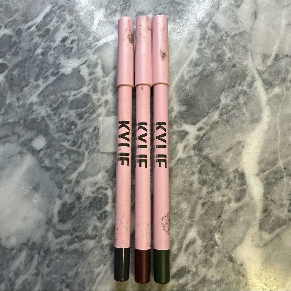 Kylie Cosmetics Eyeliner Pencil‎